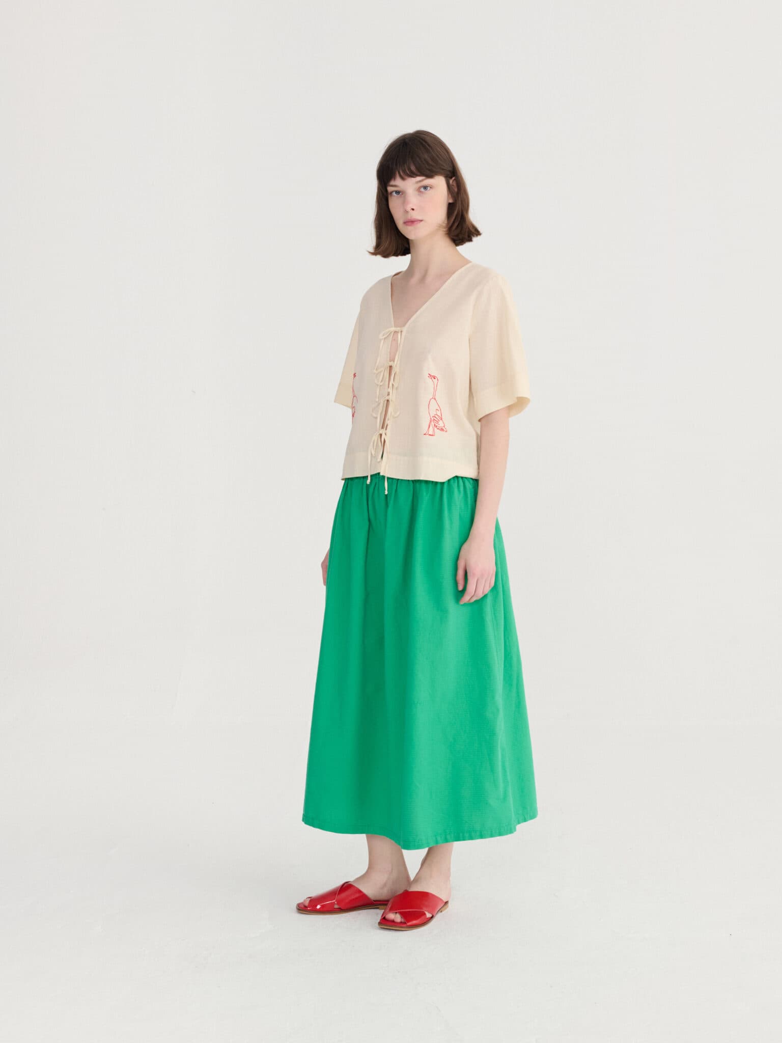 Bobo Choses Woman / Bomulds Bluse med broderi og bindebånd / hvid — billede 3