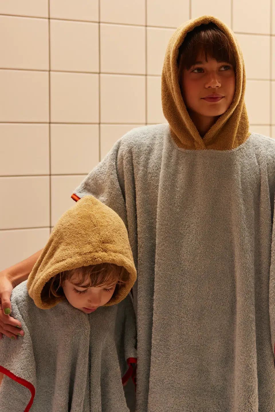 Sticky Lemon / Bade poncho — billede 3