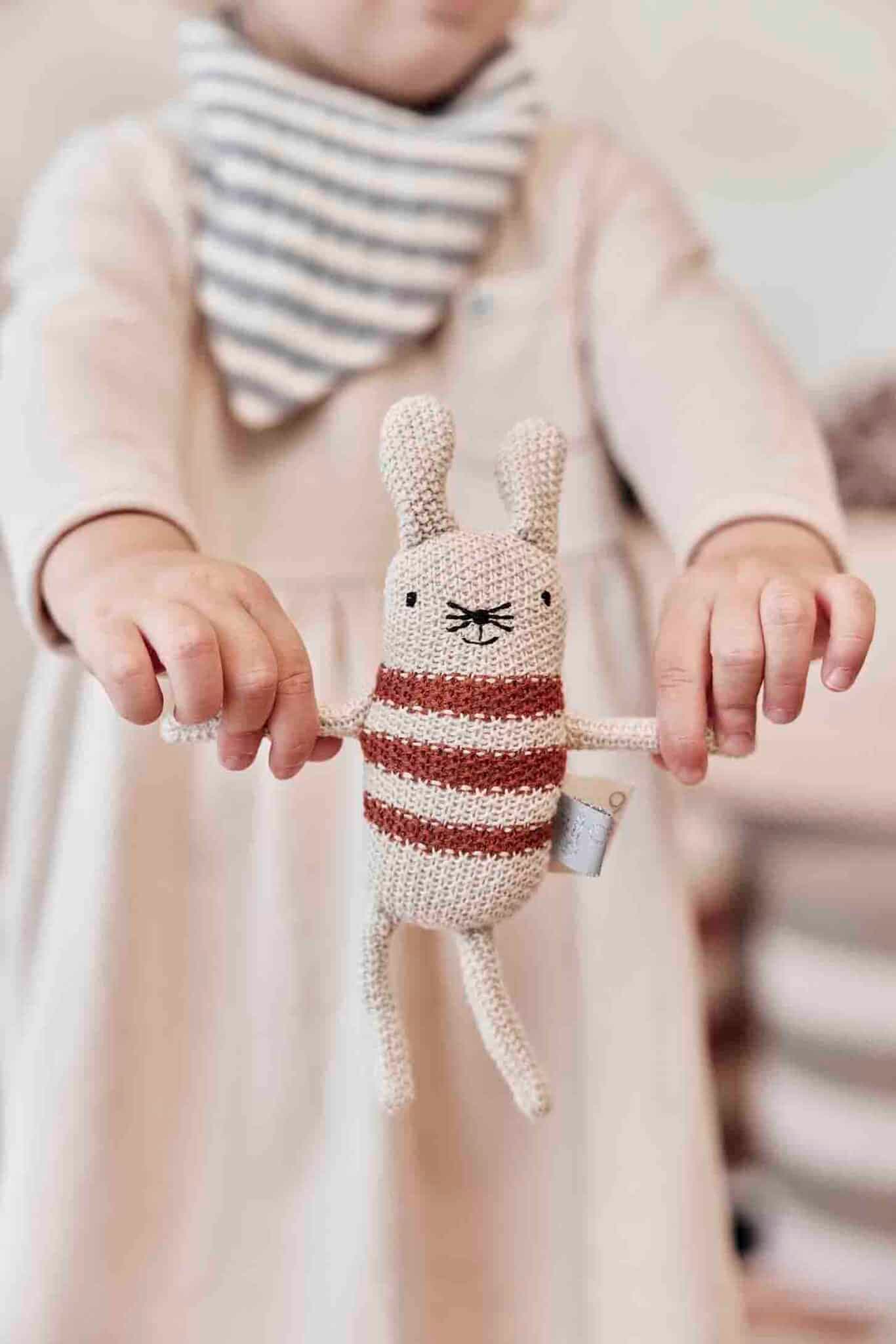 OYOY MINI / Strikket rangle / Musetti mus — billede 2
